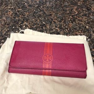 Tory Burch wallet